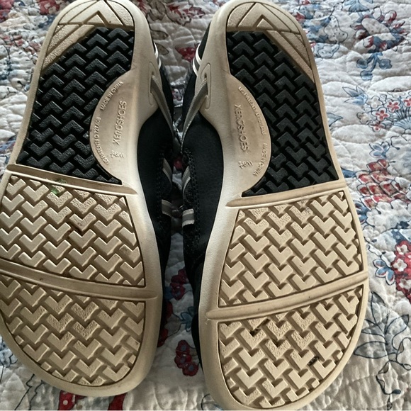 Xero Prio Shoes. Size 9.5 - Picture 5 of 7